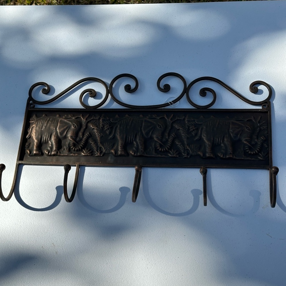Decorative Metal Elephant Wall Hook Rack - Picture 3 of 3